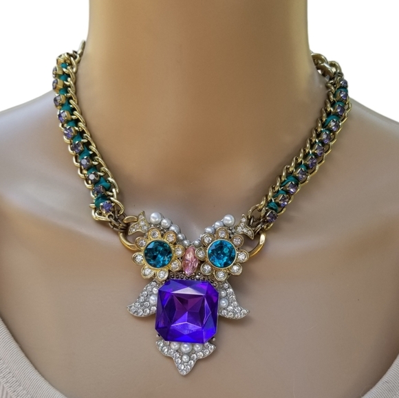 BETSEY JOHNSON RHINESTONE ENCRUSTED OWL STATEMENT NECKLACE & BRACELET SET - Picture 10 of 12